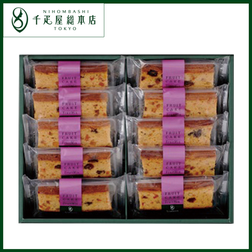 フルーツケーキ